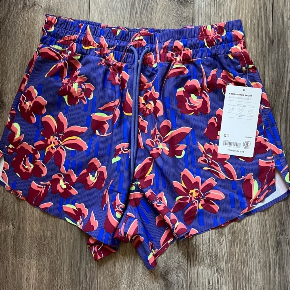 NWT Athleta Crossroads Athletic Shorts Size XS